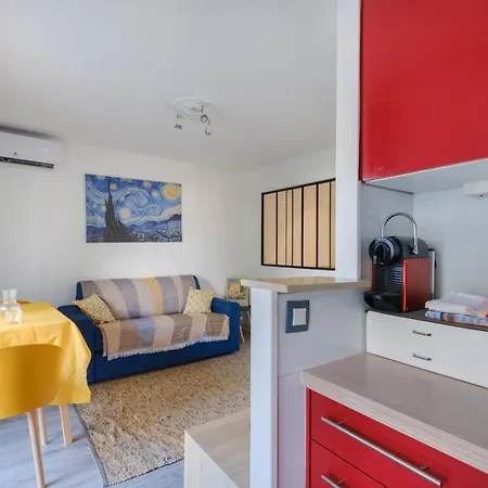 Cros De 2 Pieces - Det001 Appartement